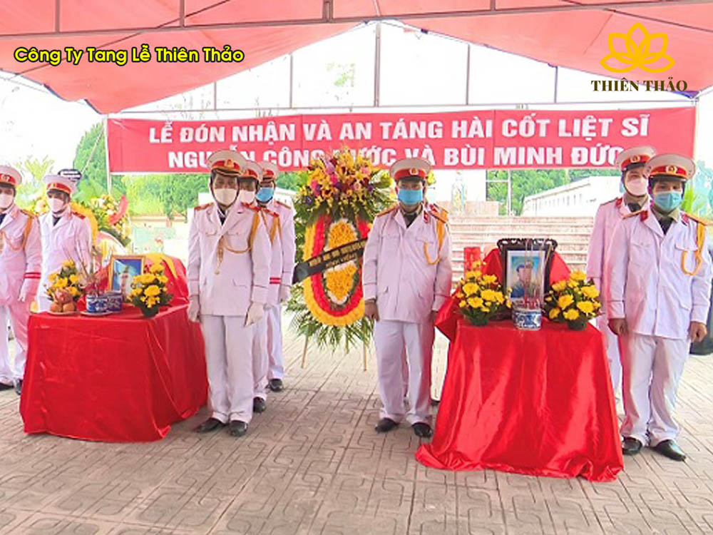 Dich-vu-dua-ruoc-hai-cot-Liet-si